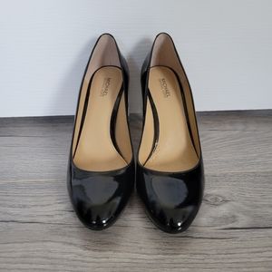 Michael Kors black high heels 👠